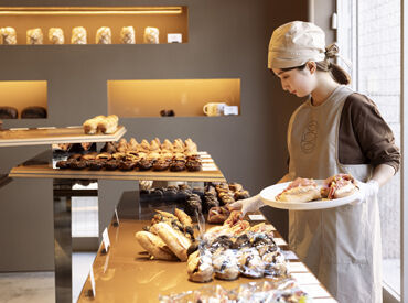 まずは生地分割などの簡単なことからスタート!
少しずつ業務をお任せしていきますので、
未経験の方もご安心ください♪