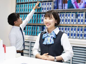 ≪ほとんどが未経験スタート◎≫
まずは笑顔で挨拶ができればOK!
先輩STAFFがしっかりフォローします♪