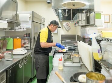 ペッパーランチ　イオンモール熊本店[6602] はじめは元気に
「いらっしゃいませ！」が言えればOK。
たくさんの仲間と一緒に協力しながら
ニコニコ笑顔でお仕事しましょう！