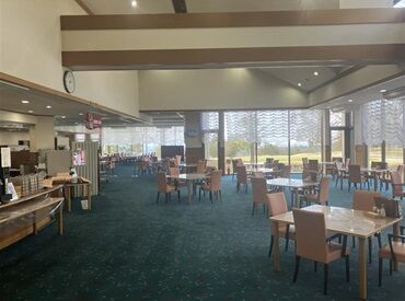 経験や資格をしっかり評価◎
月給21.5万円~26.4万円+賞与年2回!