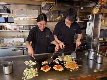 KO菜YA 小禄店 学生～家族連れまで、地元の方に
愛される人気店!!
スタッフも学生～主婦の方まで
幅広く活躍中です★