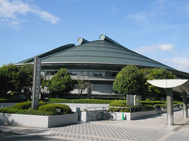 株式会社カルフート 総合体育館の清掃や、
スタッフのシフト管理などをお任せします！
未経験の方大歓迎！
専門的な資格も一切不要です◎