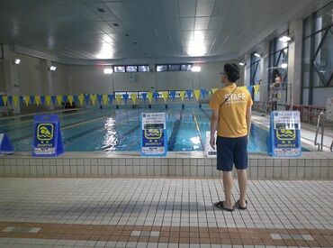 各時間帯2～3名勤務なので、安心して働けます♪
週3～5日で日数や時間帯はご相談ください◎
どの時間帯も働ける方、大歓迎です！