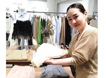 気になる商品は社割でお安くGET！
百貨店内なので、お仕事前後にお買い物も楽しめます◎
※画像はイメージ