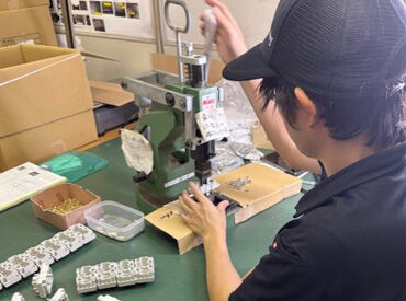 株式会社J-molding プラスチック製品が割れていないかチェック！
＜誰でもできる簡単なお仕事です♪＞