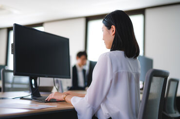 四条駅・烏丸駅から徒歩5分の好立地！
仕事帰りにデパートで買い物をしたり、
夕飯の準備をしたり…私生活と両立♪