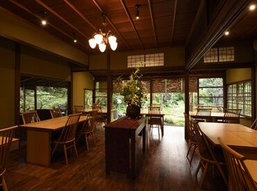 かなざわ玉泉邸 家事や育児の合間に
無理なく上品なお仕事を★
落ち着いた雰囲気の“和のおもてなし”スタッフ募集♪
主婦(夫)さん活躍中！