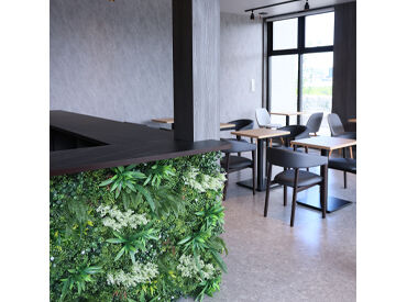 観葉植物も販売しているカフェです★
コーヒー好き・カフェが好きな方大歓迎です♪
まずはお気軽にご応募ください◎