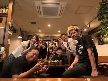 20～30代フリーター活躍中!!

池袋駅9番出口から徒歩30秒★
イナズママークが目印の
オシャレな“映え居酒屋”です!!