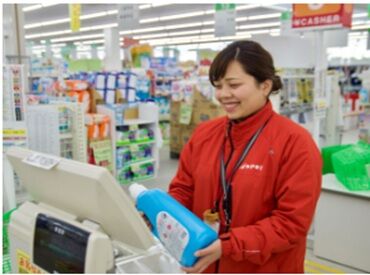 ヤマキシ　川北店 幅広い層のSTAFFが活躍中です♪
学生さんも主婦(夫)さんもフリーターさんもシニアの方も
お気軽にご応募ください！