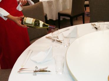 礼儀や作法も学べるので働くだけでなく社会勉強もできちゃいます!