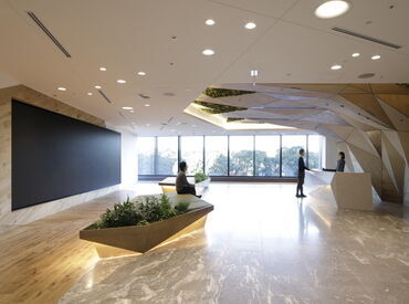 説明会は三菱地所株式会社の本社にて
行います♪※受付