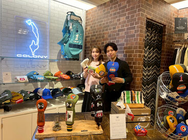 コロニー キャナルシティOPA店 ゴルフウェアの接客販売スタッフ♪
オシャレで心ときめくブランド品に囲まれてのお仕事★
