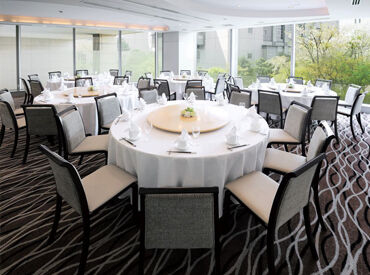 初バイトやブランクさんも大歓迎♪
優しい先輩達が丁寧にフォローしてくれるので安心！
大学生、主婦さんがメインで活躍中！