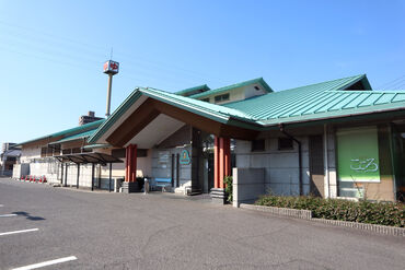 天然温泉 丸亀ぽかぽか温泉 お仕事終わりに温泉でリフレッシュ♪
露天風呂、サウナをはじめ多彩なお風呂が楽しめます◎