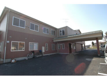 春日部ケアセンターそよ風 ＼正規フルタイム社員の募集です！／
30～50代を中心に、全世代のスタッフ在籍！
世代を超えて、自然と打ち解けられる職場です＊