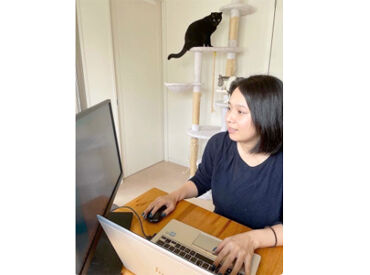 みんながフルリモートだから…充実のフォロー体制あり！
チャットで気軽に相談できる雰囲気なので、在宅勤務でも孤独感なし◎