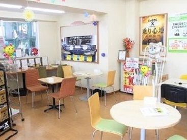 『明るくて面白い』そんなムードメーカーが多いお店です★
Staff全員が個性豊かで、
仕事の話から趣味の話まで…毎日楽しそう♪