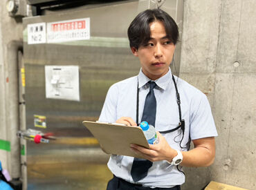 大学1~2年生メインで活躍中★
男女ともに大歓迎！
「球場に関わるバイトがしたい」
という方にもピッタリ！