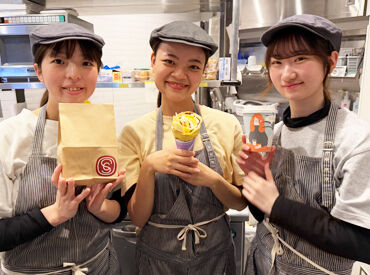 S-CAFE by PRONTO クレープやサンドウィッチなど、
お洒落なカフェメニューたくさん♪
お得な社割も使えちゃいますよ☆