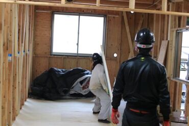 ★給与は1現場ごと★
週1~OK!!
早い時は1時間以内で終わることも…!
もちろん日給保証があるので安心です♪