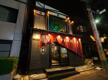 スタッフにとってもお客様にとっても★
本当に居心地の良いお店です！
空いた時間帯を使って、無理なく働こう！