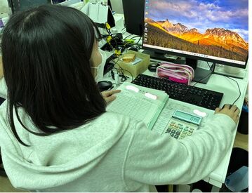 株式会社アグリ総研 「大丈夫？」「何か手伝おうか？」と
お互いに助け合いながら業務に取り組めます◎
チームワーク抜群の職場で働きやすい♪