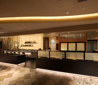 Bluefin 竹芝店 ★アルバイト・パートデビュー歓迎！★
幅広い層のスタッフがのびのびと活躍中！あなたに合ったお仕事がきっと見つかります◎