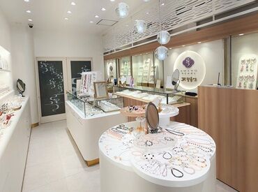 天埜真珠（有限会社天埜） 業務の空き時間には簡単なアクセサリー製作にも携われるため、
ものづくりが好きな方にもピッタリのお仕事です♪