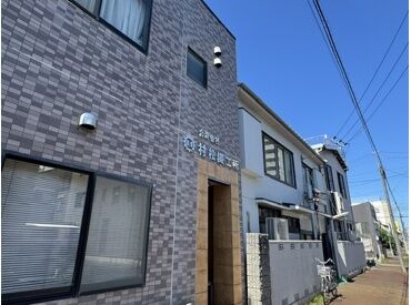 未経験スタートのスタッフ多数！
みんなで助け合う温かい雰囲気だから、初めてでも安心して働けますよ♪