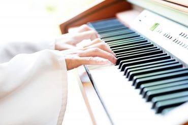 株式会社エスケーピアノサービス 主に車両の見張りなどのサポートをお任せします！
慣れるまで丁寧に指導＆フォローするので
安心してくださいね◎