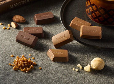 ゴンチャロフ　国分寺マルイ店 味、デザインにこだわった商品がたくさん★
見ているだけでHappyな気分に♪
笑顔でお客様にオススメしてくださいね◎