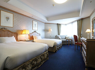 鎌倉パークホテル お仕事はカンタン★
だからバイトデビューにピッタリ◎
車・バイク・自転車通勤OK！
湘南の海など、自然に癒されながら通勤♪