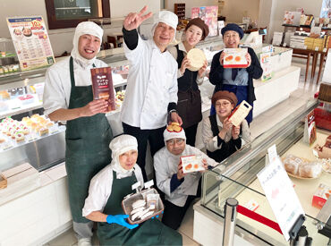 Mille-feuille Emverre（ミルフィーユ アンヴェール） 「美味しい時間」をお届け♪
一口食べると思わず笑顔になってしまうような、
そんなお菓子を作っています◎