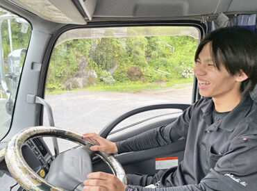 株式会社薩喜物流　平川車庫 スタッフはもちろん、社長との距離感も近く
他愛もない話が飛び交うような職場です♪
離職率が低い理由の一つになっています◎