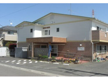 坂戸東グループホームそよ風 ＼正規フルタイム社員の募集です！／
30～50代を中心に、全世代のスタッフ在籍！
世代を超えて、自然と打ち解けられる職場です＊