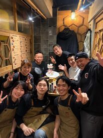 常連のお客さまも多く
アットホームな雰囲気で働けます♪