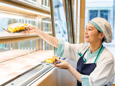 ▼鮨好きさん必見▼
とっても魅力な食事補助あり◎
＜鮨＞がおトクに食べられます★
スタッフみんなに大好評ですよ♪