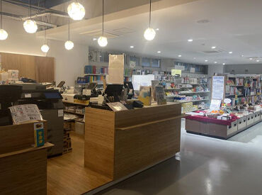 丸ノ内線「 茗荷谷駅」より徒歩7分！
交通費は全額支給されるので
遠方からの通勤も安心です♪