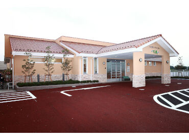 佐知川ケアセンターそよ風 ＼人柄重視の採用です！／
しっかりしたサポート体制で、安心して始められる環境♪
希望の働き方、お気軽にご相談を◎