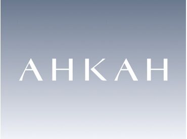 ファッション人材リンク株式会社【FJL】 ﾟ*｡☆ NEWスタッフ募集 ☆。*ﾟ
AHKHA販売STAFF募集♪
未経験でも安心の職場！
即日スタートできるお仕事◎