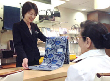 多彩な手当＆制度が充実◎
住宅・家族・着物着用手当、社員割引などがあります♪
長く安心して働ける環境を整えています◎