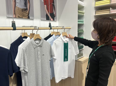 ラコステ モレラ岐阜店 オシャレを楽しみながら働ける環境です♪
知識などは必要ナシ◎できることからお任せします！