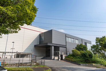 先輩スタッフがしっかりサポート♪
初めてでも丁寧に教えてもらえるから安心です!