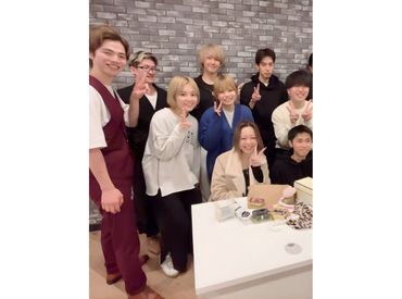 メンバーの誕生日をお祝いすることも♪