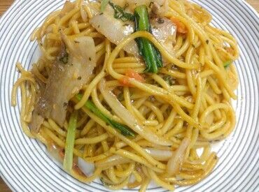 鉄鍋焼きスパ ゲッティ 立川南口店 ★食事50%OFF割引あり！
★週2～シフト相談OK！
★らくらく！履歴書不要