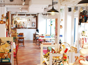 ★未経験者歓迎★
カタいマニュアルはありません◎