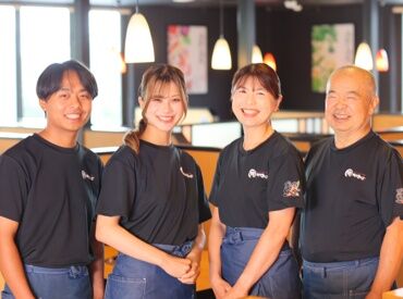 「初飲食バイト」でも安心♪
研修に特別チカラを入れています!
自信を持ってバイトができるよう、
全力でサポートします★