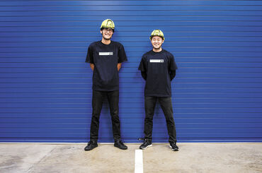 ★スタッフ大募集★
10代~20代のスタッフが9割以上◎
お友達と一緒に応募も歓迎*
今月は月0や月1だけなどわがままシフトもOK♪