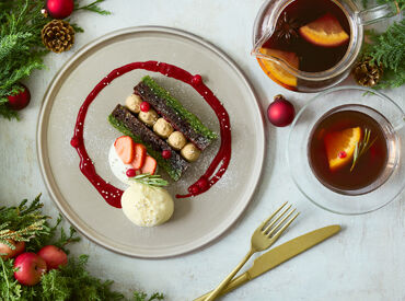 ★お茶とともに過ごす豊かな時間をお届け
カフェ未経験OK!仲間のサポートがあります。